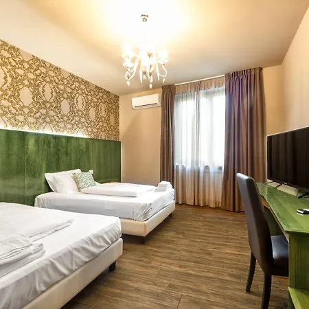 Giulietta Otel 3*
