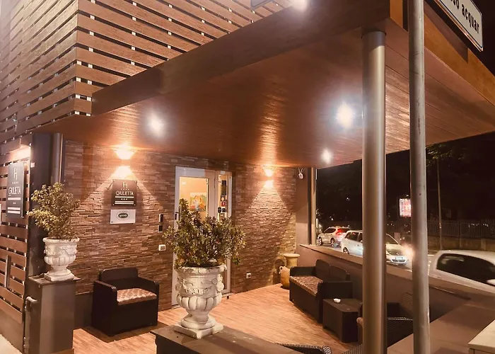 Giulietta Hotel 3*